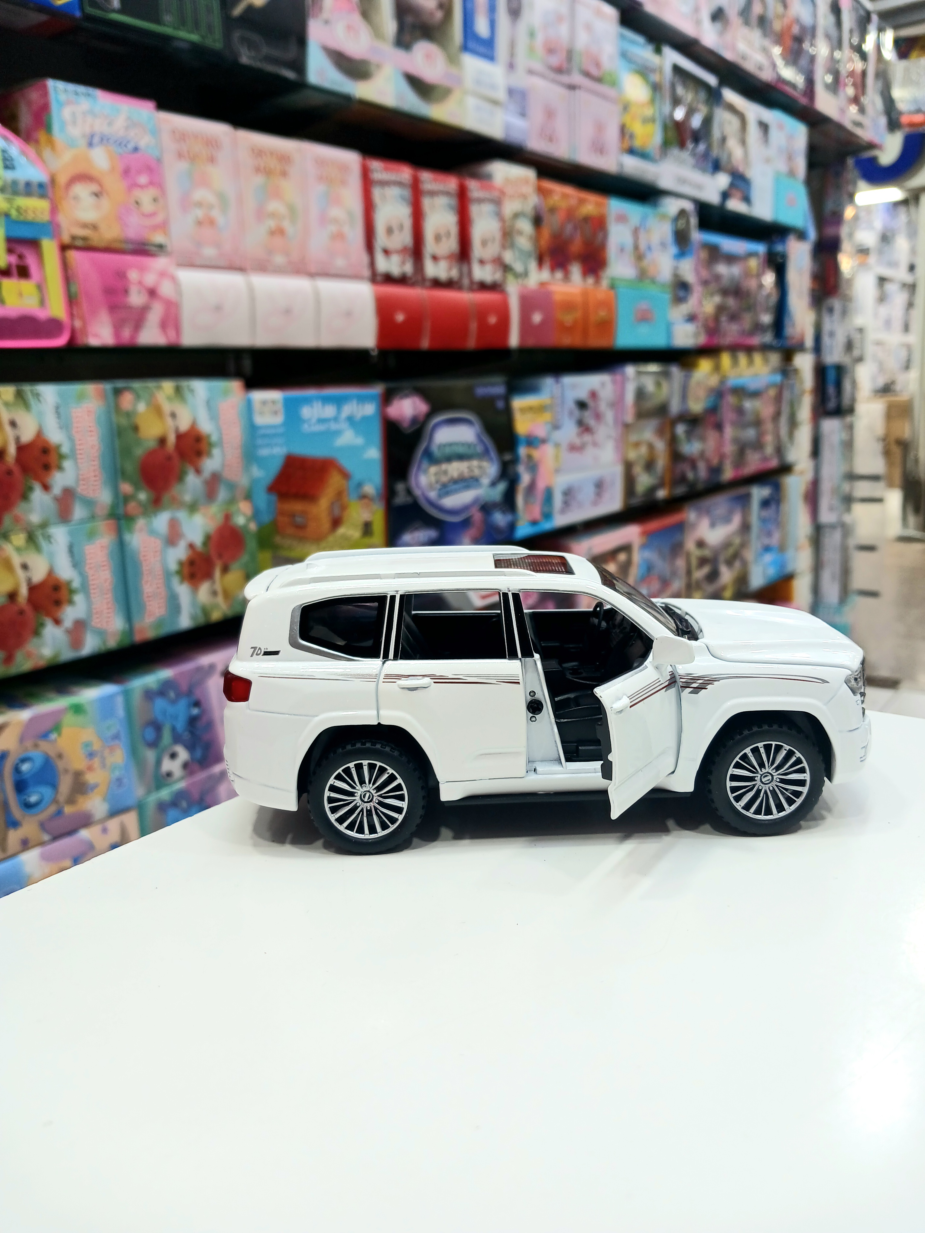 خرید ماکت فلزی لندکروز مقیاس ۱/۳۲ | ماشین فلزی